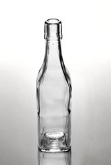 Бутылка квадратная бугельная 500 мл